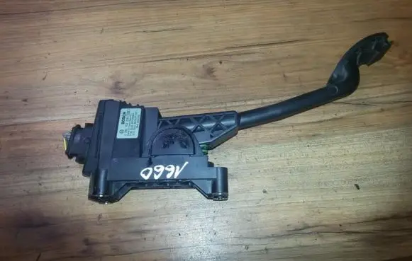Alfa Romeo 156 Accelerator throttle pedal 0280752228 46776364