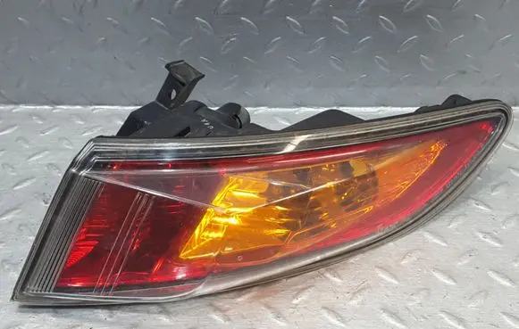 Rear/tail lights