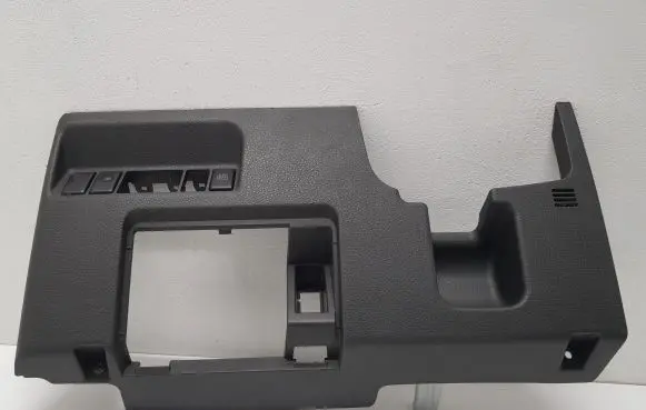 Nissan X-Trail T30 Dashboard lower bottom trim panel 68106EQ420