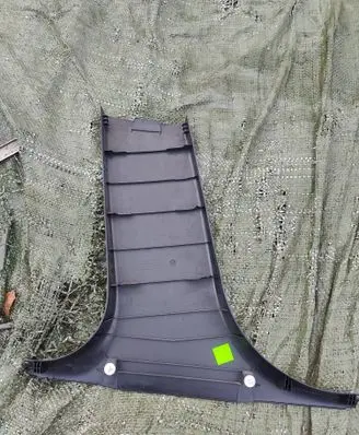 BMW 3 E90 E91 (B) pillar trim (bottom) 7058338 52107010