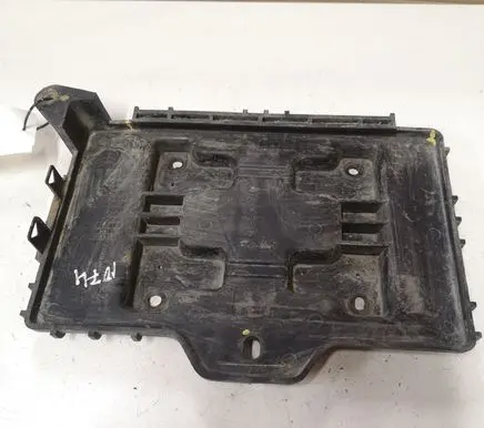 Hyundai Santa Fe Battery tray 371502B100