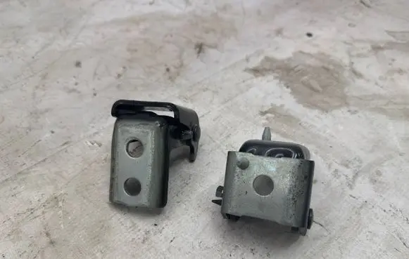 Peugeot 308 Front door hinge set 