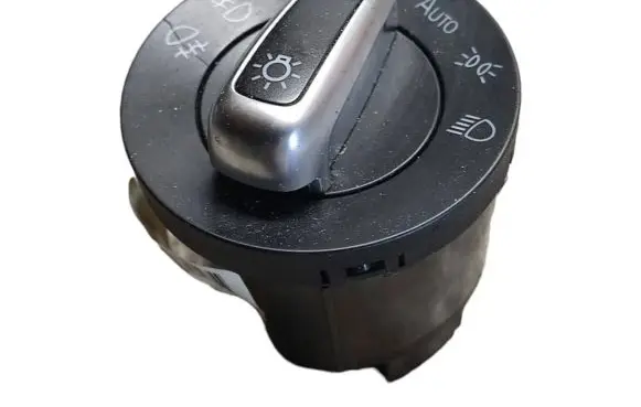 Volkswagen PASSAT B7 Light switch 3C8941431A