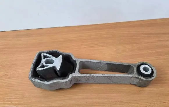 Volvo XC60 Engine mount bracket 31430441