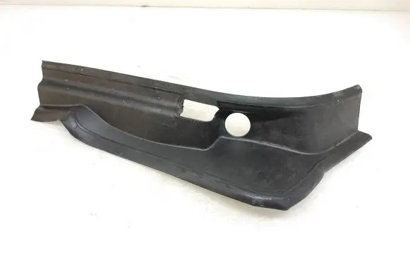 BMW i4 Rear light trim 7487593 18331210