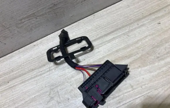 Porsche Cayenne (92A) Rear door wiring loom 1K0937722D
