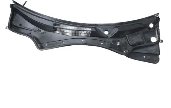 Maserati Ghibli Wiper trim 670010468