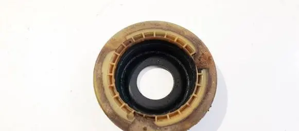 Jaguar X-Type Coil spring mount 