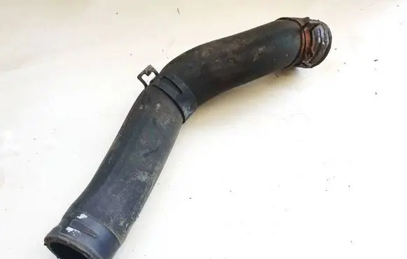 Toyota Avensis T270 Engine coolant pipe/hose