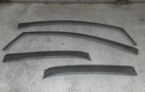 Toyota Yaris Front door wind deflector 