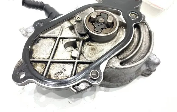 Skoda Kodiaq Vacuum pump 05L145100