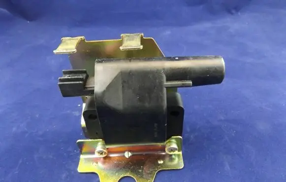 Suzuki Swift Cultus High voltage ignition coil 470336 3341062E10 96067256