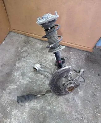 BMW 4 F32 F33 Front wheel hub spindle knuckle 6858311 6883325
