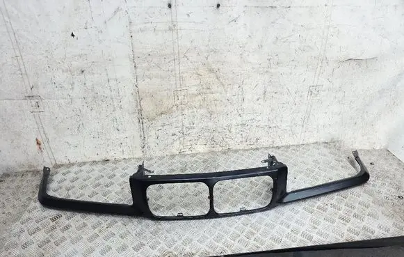BMW 3 E36 Front bumper upper radiator grill