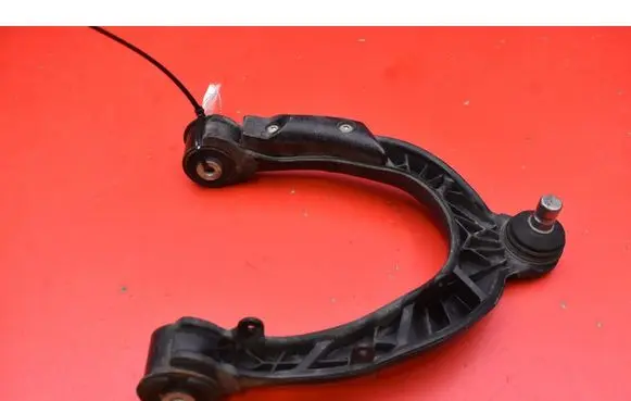 Tesla Model Y Front control arm 104432600J