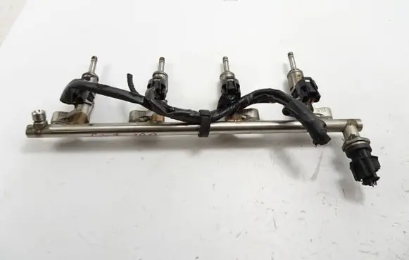 Mazda CX-3 Fuel main line pipe pe01132508