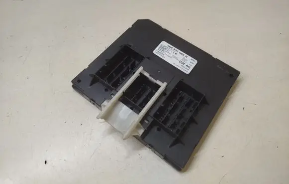 Skoda Octavia Mk3 (5E) Comfort/convenience module 5Q0937086N