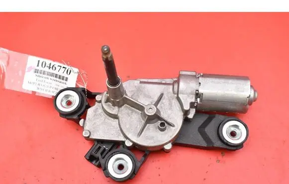 Ford Focus C-MAX Rear window wiper motor 3M51-R17K441-AF