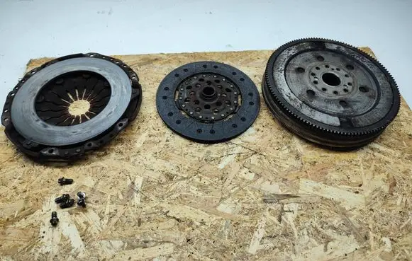 Opel Frontera B Clutch set kit 097148724