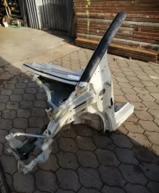 Front quarter panel