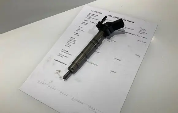 Mercedes-Benz ML W164 Fuel injector A6420701887 0445115072 6420701887