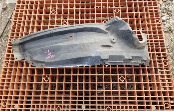 Nissan Murano Z50 Front wheel arch liner splash guards 63842CA000