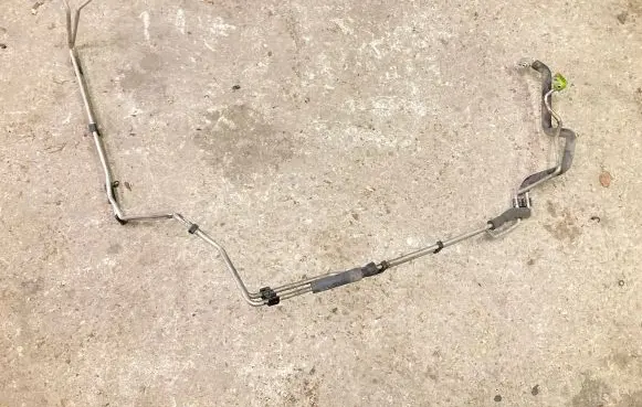 Subaru Outback Air conditioning (A/C) pipe/hose