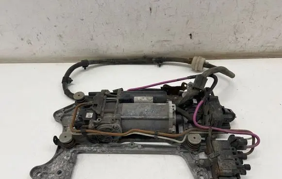 Porsche Panamera (971) Air suspension compressor/pump 971616006B