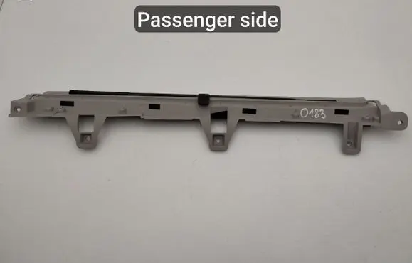 Chrysler Pacifica Estate rear side window sun shade/blind PX92000402AY