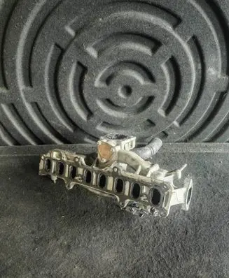Mazda 3 II Intake manifold