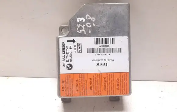 BMW 5 E39 Airbag control unit/module 8372521