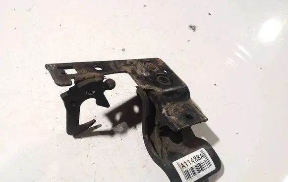 Audi A3 S3 8P Engine bonnet/hood lock/catch 8P0823480
