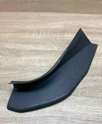 BMW 5 F10 F11 Rear/tail light trim molding 7204375 20409410