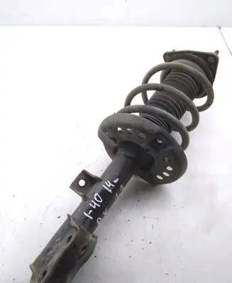 Hyundai i40 Front shock absorber/damper 546513Z230
