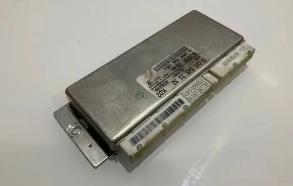 Mercedes-Benz E W210 ESP (stability system) control unit 0175457332 39060199Z0 0265109052