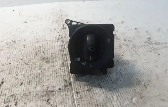 Mercedes-Benz Sprinter W901 W902 W903 W904 Light switch A9065450104