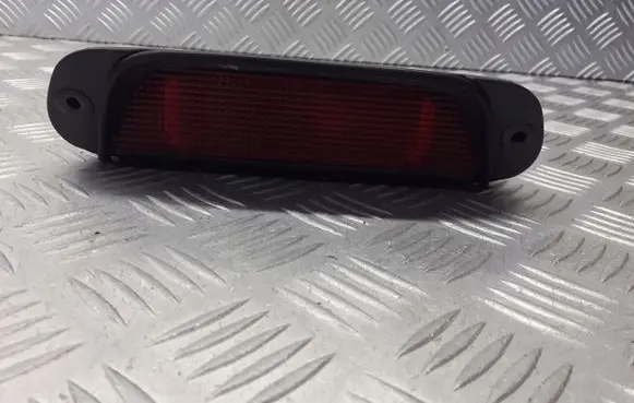 Honda CR-V Third/center stoplight