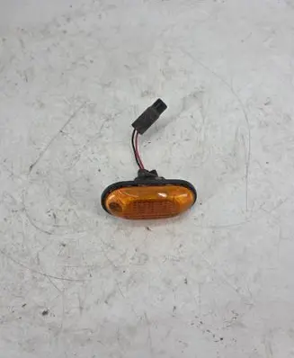 Hyundai Galloper Front fender indicator light