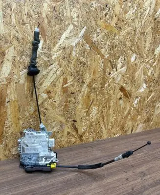 Audi A5 Sportback 8TA Rear door lock 8K0839016C