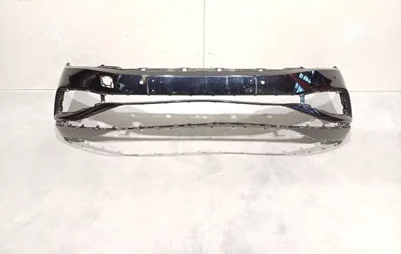 Volkswagen PASSAT B8 Front bumper 3G0807221F