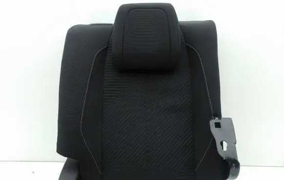 Peugeot 308 Rear seat 