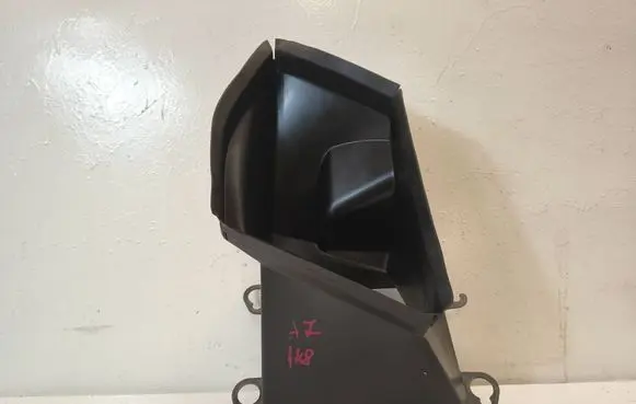 Audi A7 S7 4K8 Intercooler air channel guide 4K8121333AAUTOAS7 4K8121333A