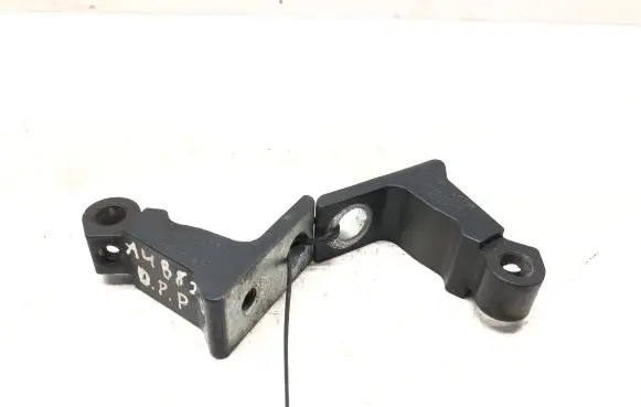 Audi A4 S4 B8 8K Front door lower hinge 8K0831402B