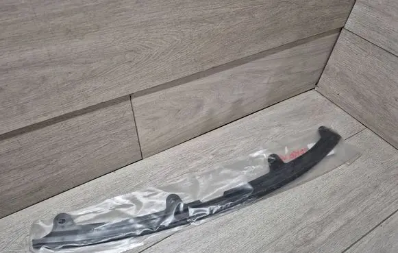 Mercedes-Benz B W247 Front door rubber seal A2477200404