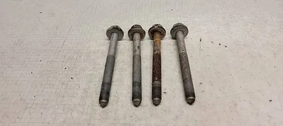 Jeep Grand Cherokee Nuts/bolts 