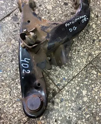 Nissan Pathfinder R51 Rear upper control arm/wishbone