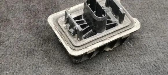BMW 3 E90 E91 Jacking socket point 7123311