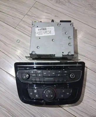 Peugeot 508 Radio/CD/DVD/GPS head unit 9801175780