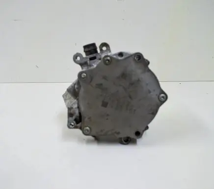 Audi A3 S3 8V Vacuum pump 06K145100B