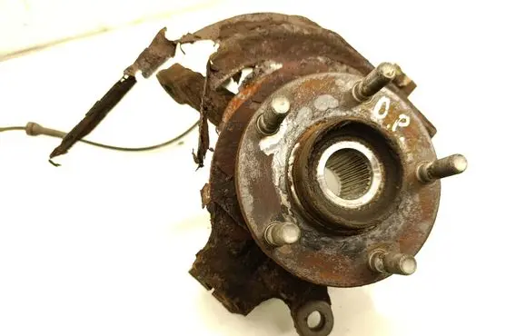 Nissan X-Trail T31 Front wheel hub